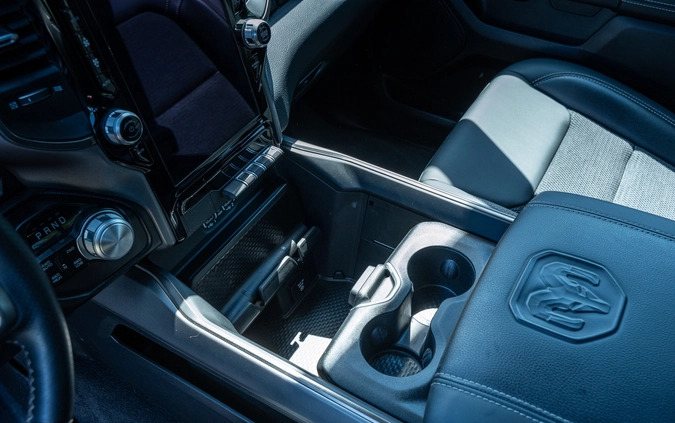 Dodge RAM cena 268000 przebieg: 18000, rok produkcji 2022 z Ropczyce małe 781